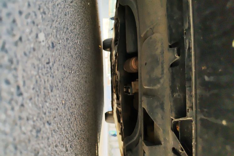 大众 速腾 2012款 1.6L 手动舒适型局部细节9008