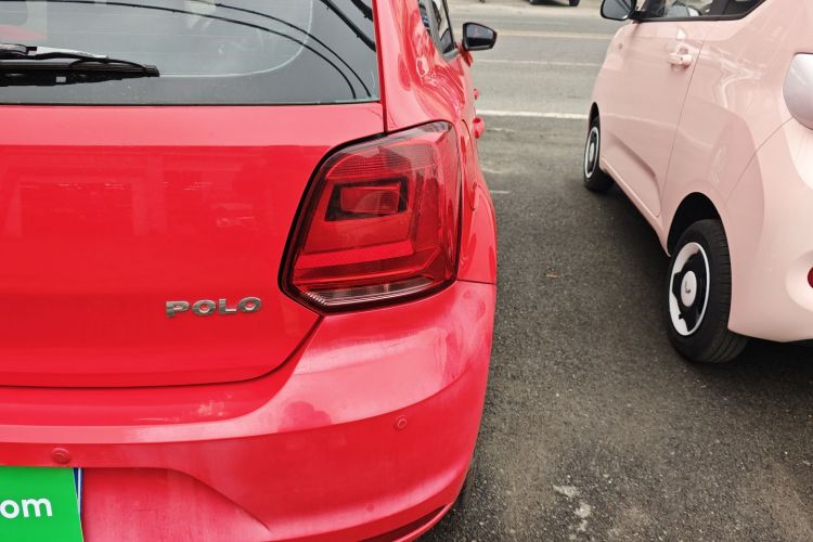 大众 Polo 2016款 1.4L 手动风尚型车身外观9