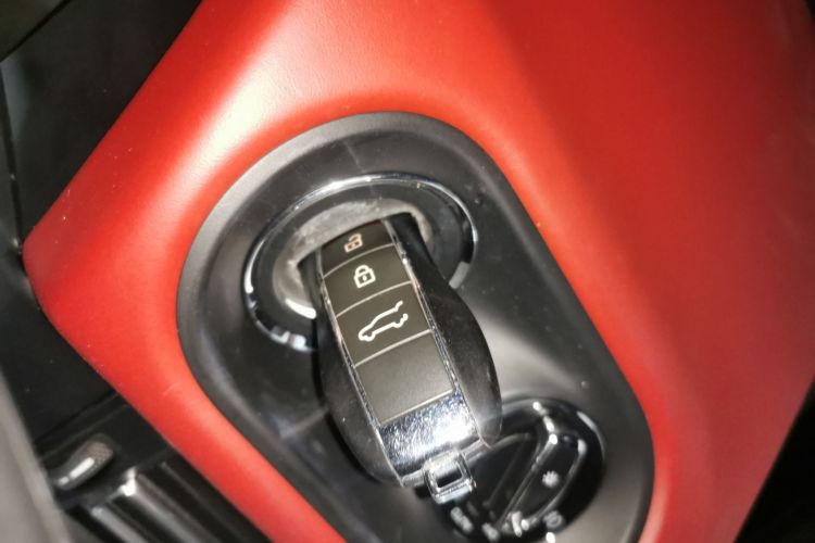 保时捷 2022款 Macan 2.0T中控内饰11