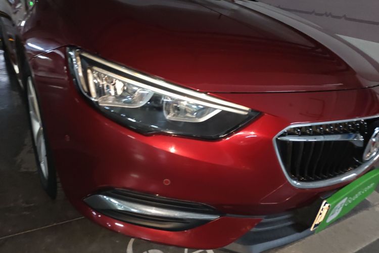 别克 君威 2019款 20T 精英型 国VI车身外观8