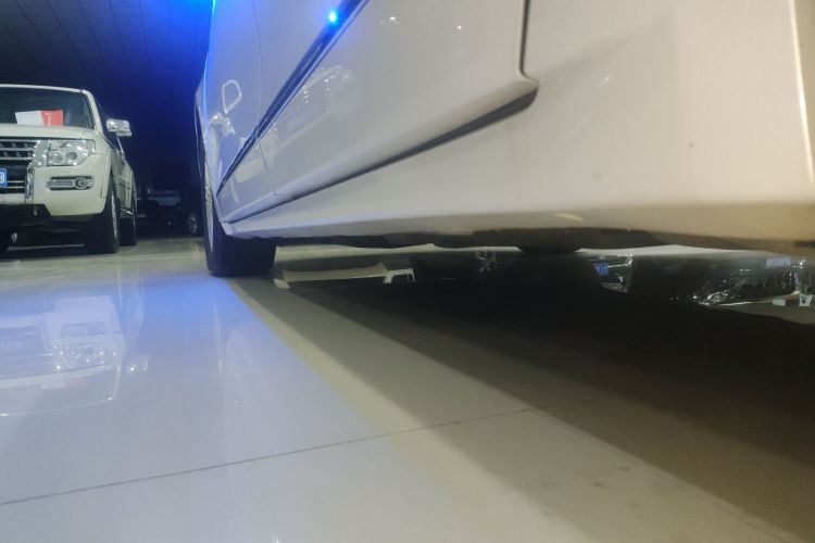 福特 金牛座 2017款 改款 EcoBoost 245 时尚型局部细节9002