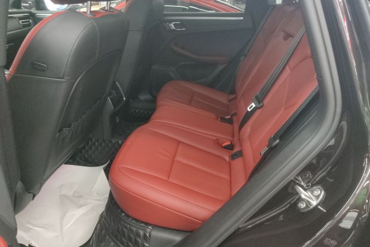 保时捷 2021款 Macan 2.0T中控内饰21