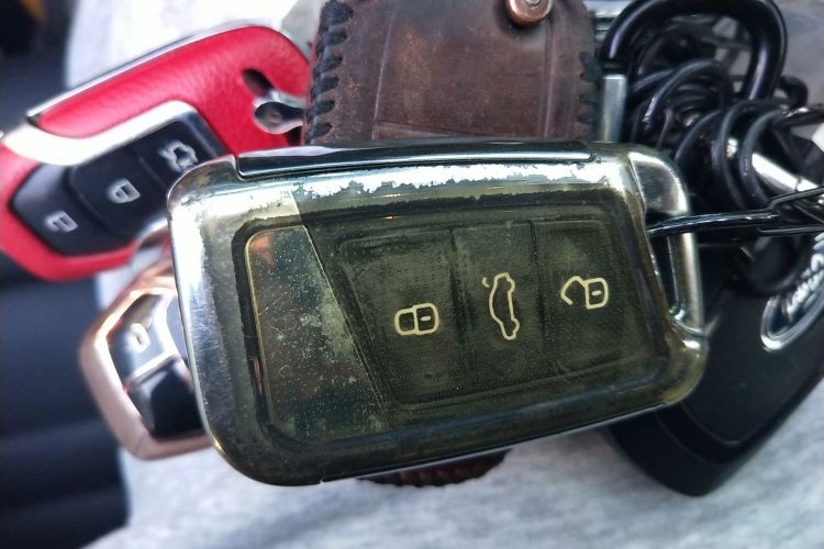 大众 迈腾 2019款 330TSI DSG 领先型 国VI中控内饰7001