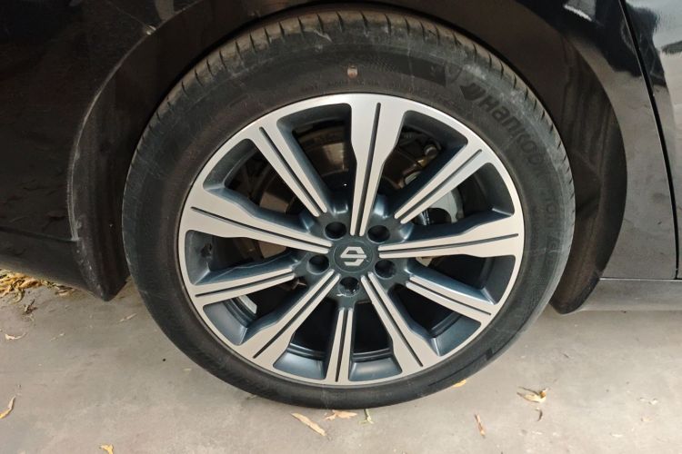 零跑汽车 零跑C01 2023款 525舒享版车身外观6008