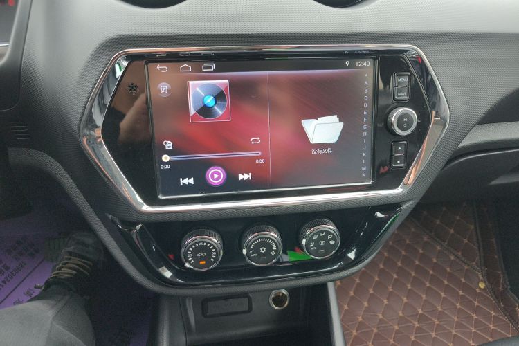 东南DX3 2018款 1.5T CVT尊贵型中控内饰16