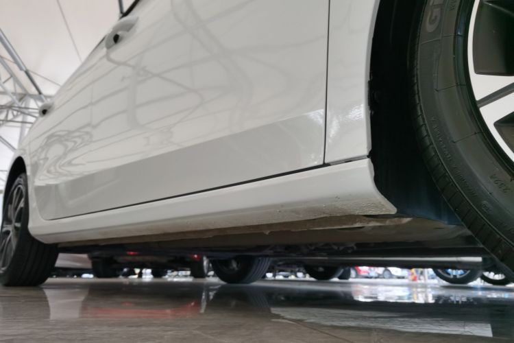 吉利汽车 帝豪 2022款 第4代 1.5L CVT旗舰型局部细节9001