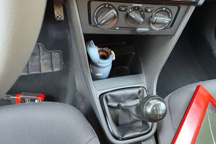 大众 桑塔纳 2015款 1.6L 手动风尚版中控内饰18