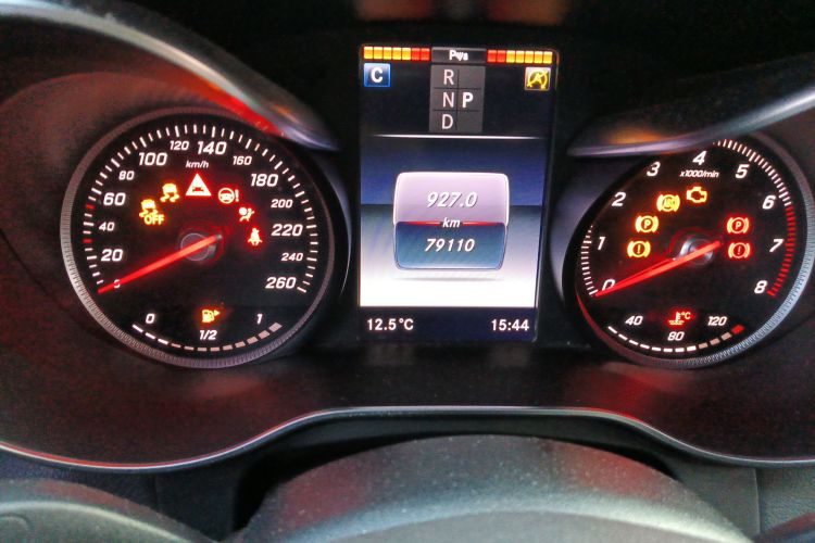 奔驰GLC 2016款 GLC 260 4MATIC 豪华型中控内饰15