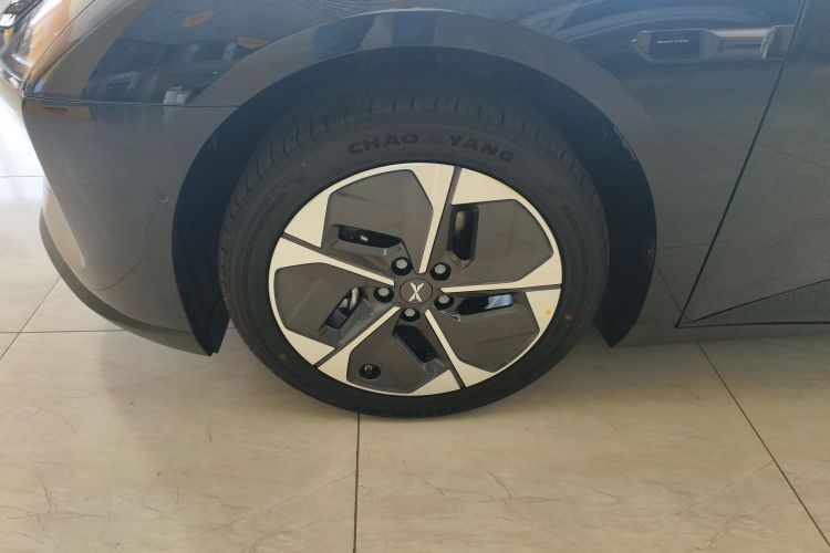 小鹏MONA M03 2025款 620 超长续航 Plus车身外观6007