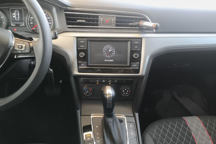 大众 凌渡 2019款 230TSI DSG风尚版 国V中控内饰16