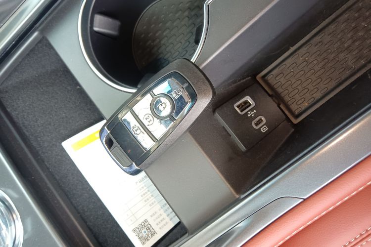 林肯 航海家 2026款 2.0T 四驱尊逸版中控内饰11