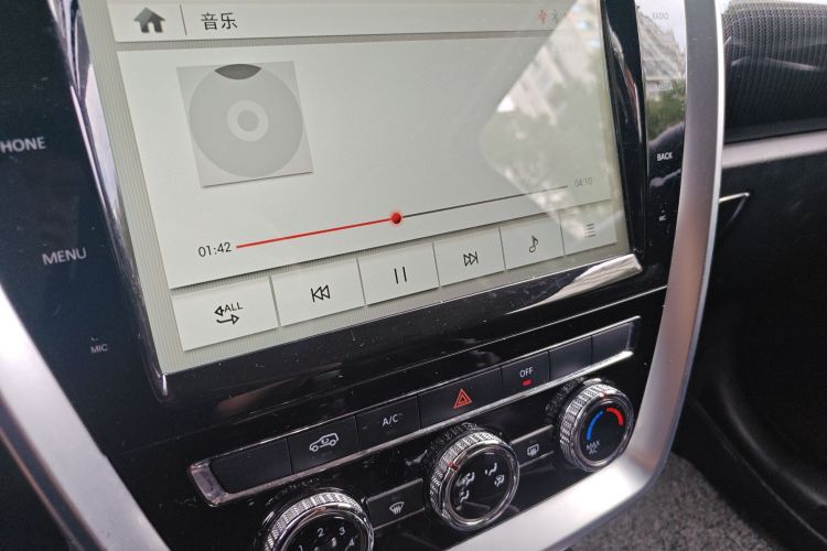 北京越野 北京BJ20 2016款 1.5T CVT豪华型中控内饰16