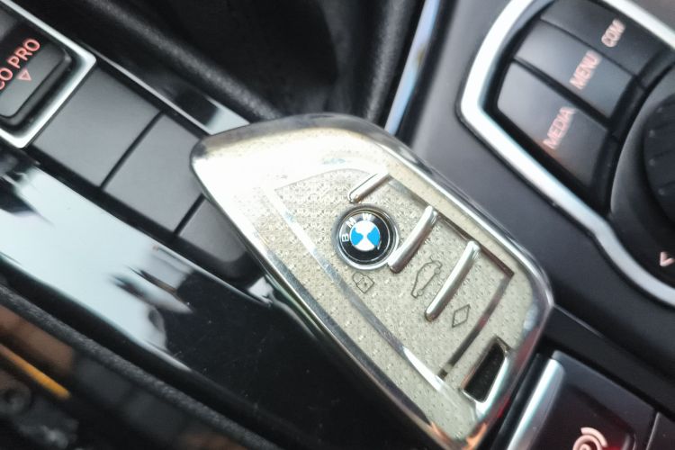 宝马X1 2018款 sDrive18Li 尊享型中控内饰11