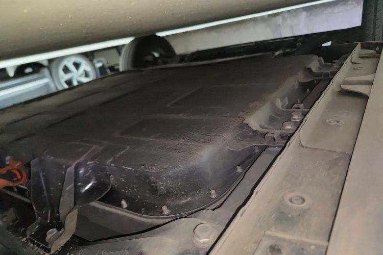 宝骏KiWi EV 2022款 设计师轻享版 三元锂局部细节9003