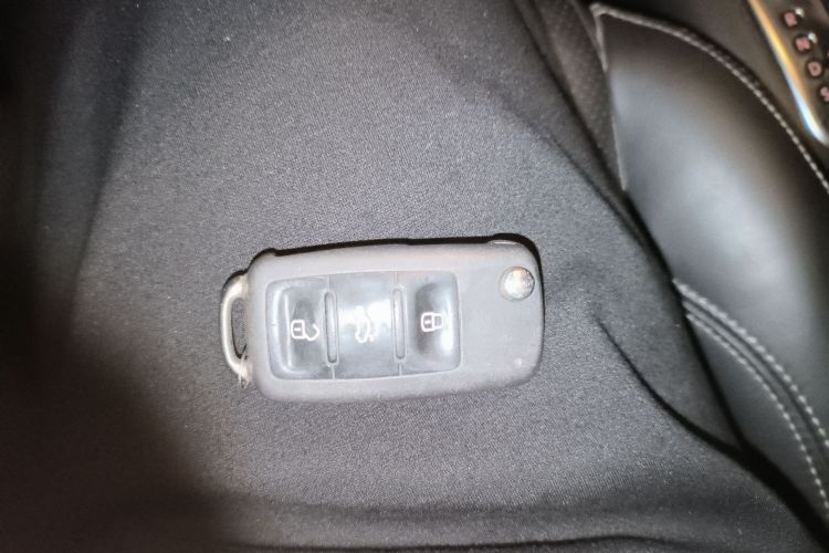 大众 途观 2016款 300TSI 自动两驱豪华版中控内饰7001