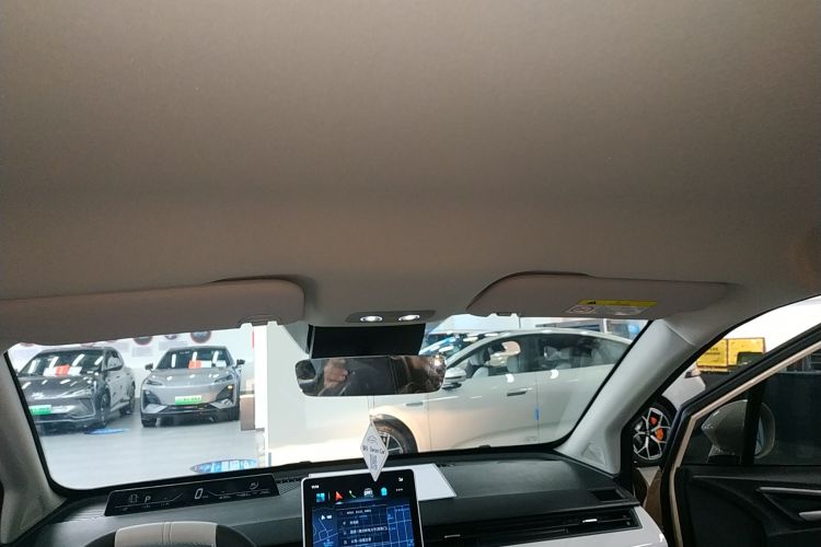 哪吒汽车 哪吒AYA 2023款 401 Lite局部细节22