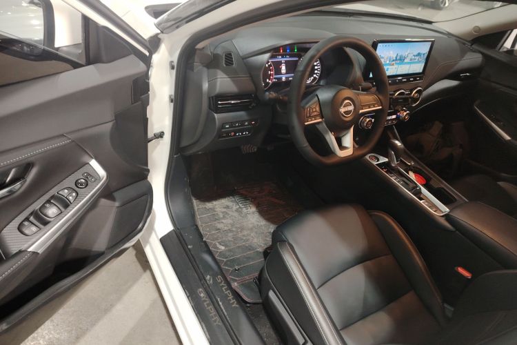日产 轩逸 2026款 1.6L CVT悦享版中控内饰7003