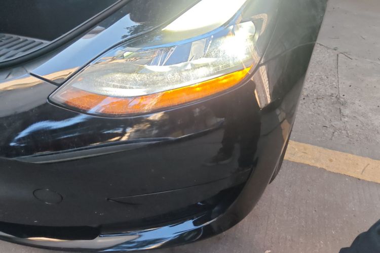 特斯拉 Model 3 2022款 后轮驱动版局部细节36