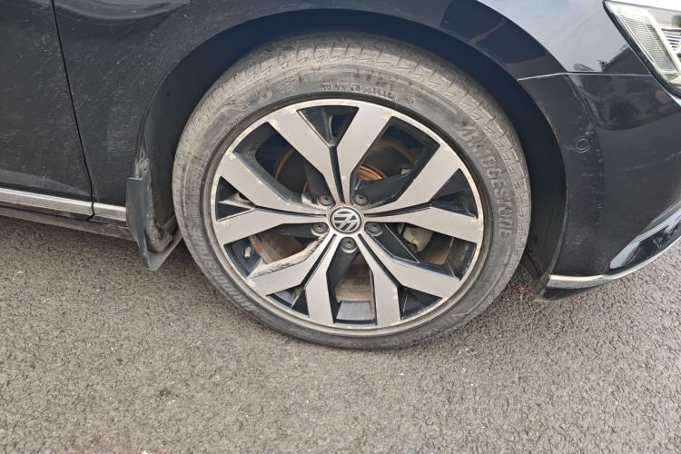 大众 迈腾 2018款 380TSI DSG 尊贵型车身外观10