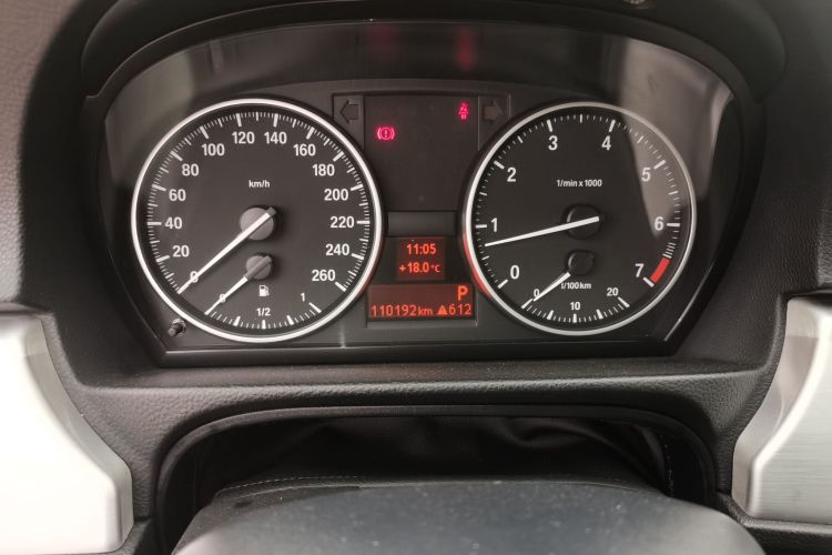 宝马3系(进口) 2011款 320i双门轿跑车局部细节14