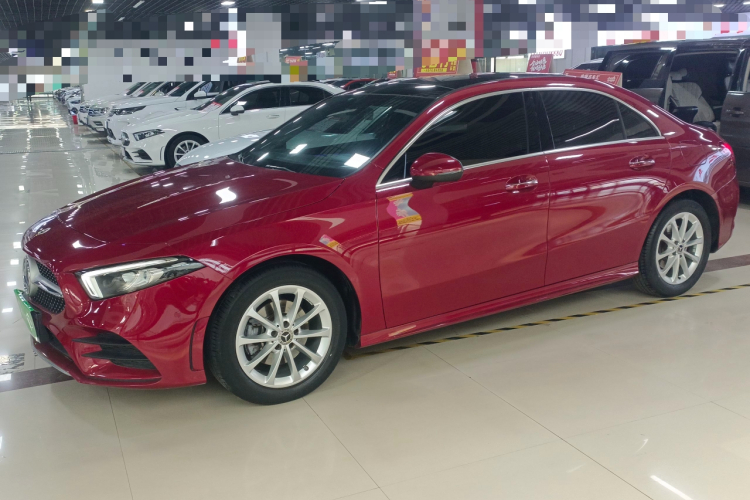 奔驰A级 2021款 A 200 L 运动轿车时尚型车身外观6003