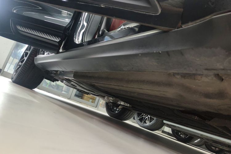 保时捷 2023款 Macan 2.0T机舱底盘29