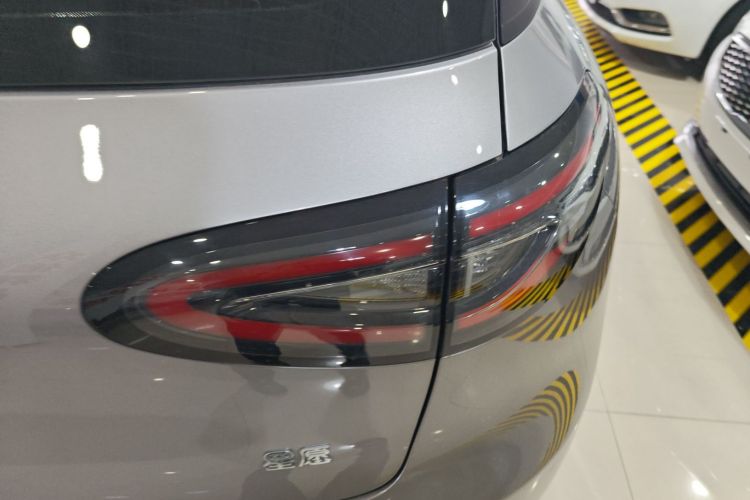 吉利银河 星愿 2025款 UP 410km 探索版车身外观6006