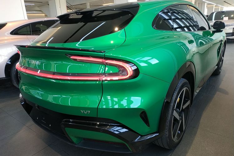 小米汽车 小米YU7 2025款 超长续航后驱版车身外观7