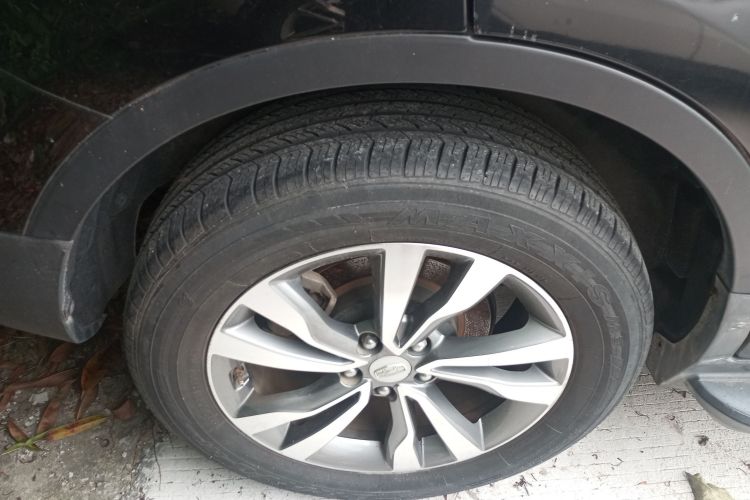 吉利汽车 博越 2016款 1.8TD 自动智尊型车身外观6004