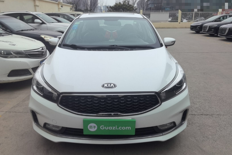 起亚K3 2016款 1.6L 手动GLS车身外观2