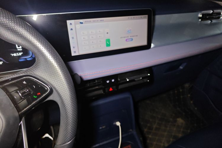 吉利几何E萤火虫 2022款 401KM 玲珑虎 4座中控内饰16