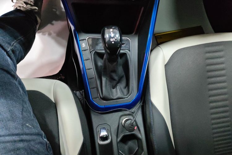 大众 Polo 2019款 Plus 1.5L 自动炫彩科技版中控内饰18