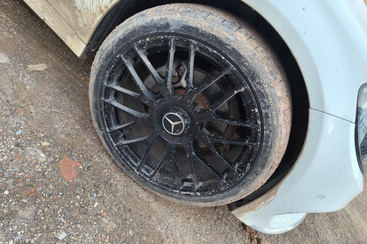 奔驰C级 2017款 改款 C 200 L 运动版车身外观10