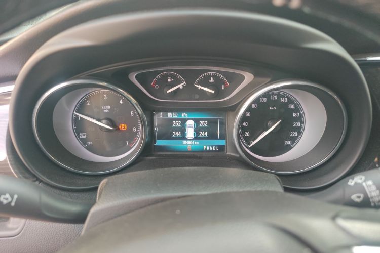 别克 昂科威 2018款 20T 两驱精英型中控内饰14