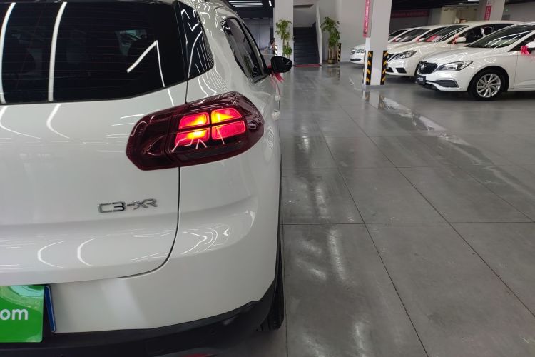 雪铁龙C3-XR 2021款 190THP DCT致尚版车身外观9