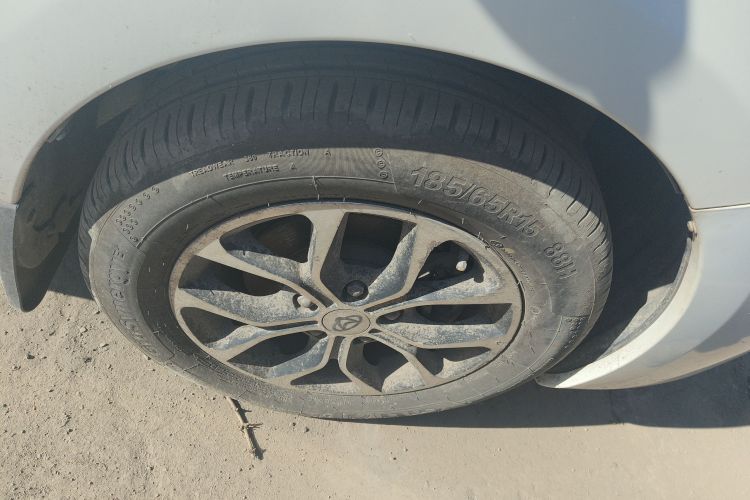 长安凯程 长安欧尚A600 2016款 1.5L 手动豪华型7座车身外观6007