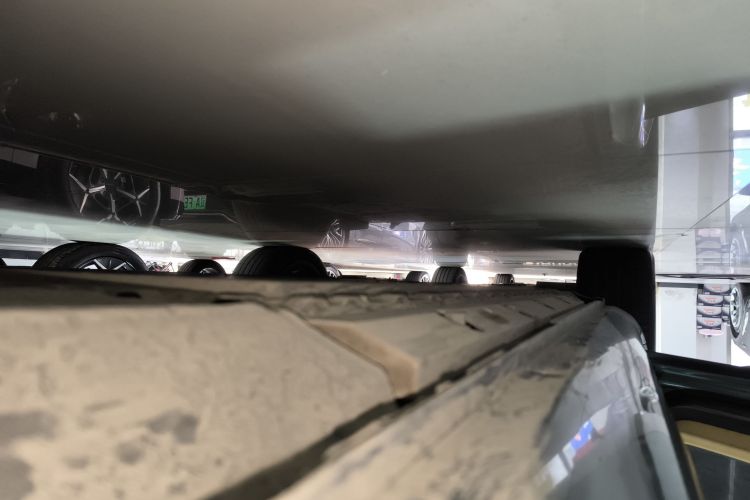 鸿蒙智行 问界M5 2022款 增程四驱旗舰版局部细节9002