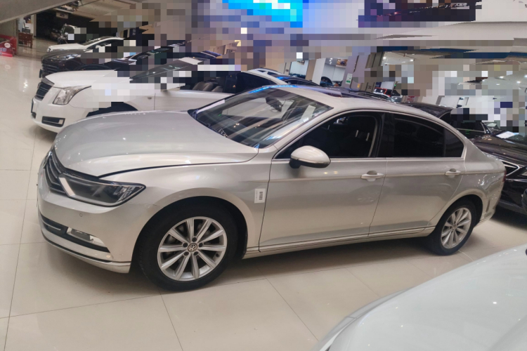 大众 迈腾 2018款 330TSI DSG 领先型车身外观4