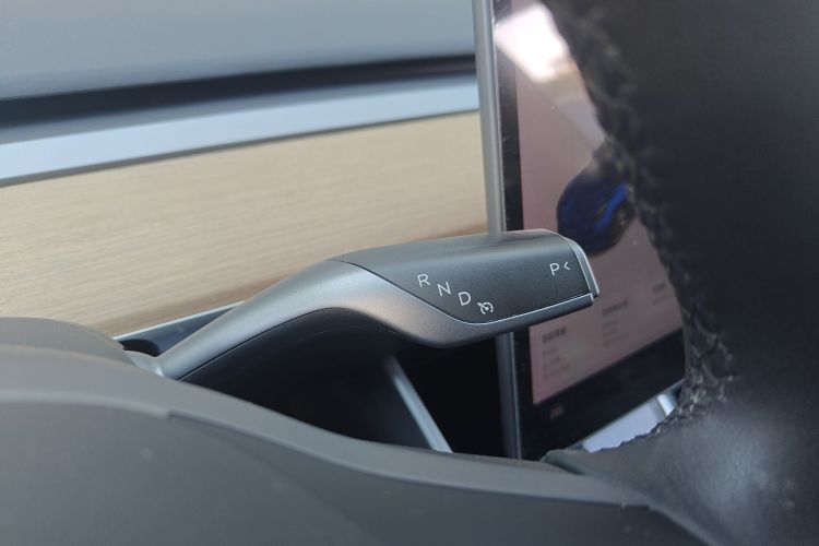 特斯拉 Model 3 2019款 标准续航后驱升级版局部细节18