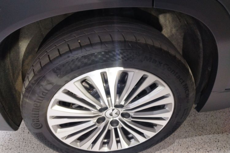 蔚来ES6 2020款 600KM 运动版车身外观6008