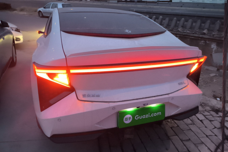 灵悉L 2024款 头号玩家版车身外观6