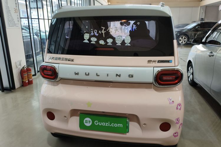 五菱汽车 宏光MINIEV 2024款 第三代 215km 进阶版车身外观6