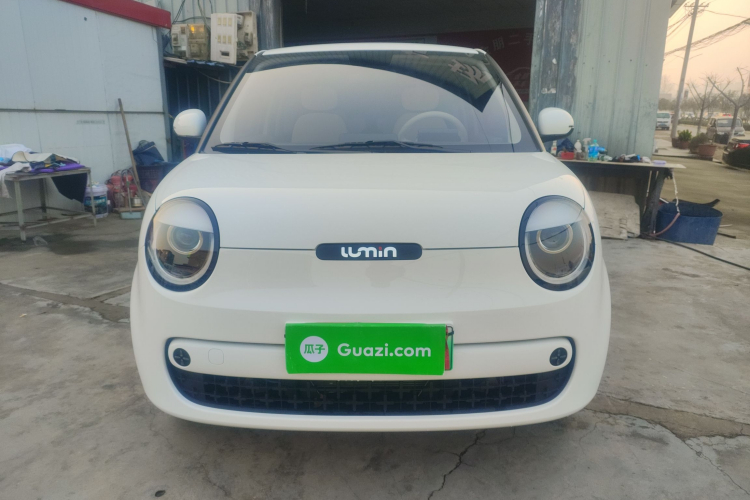 长安启源 长安Lumin 2026款 宝藏版 205km 酷爱米 宁德车身外观2