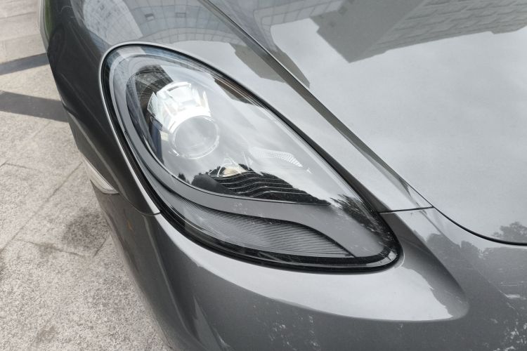 保时捷718 2020款 Cayman 2.0T车身外观8