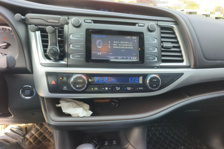 丰田 汉兰达 2018款 2.0T 四驱豪华版 7座 国VI中控内饰16