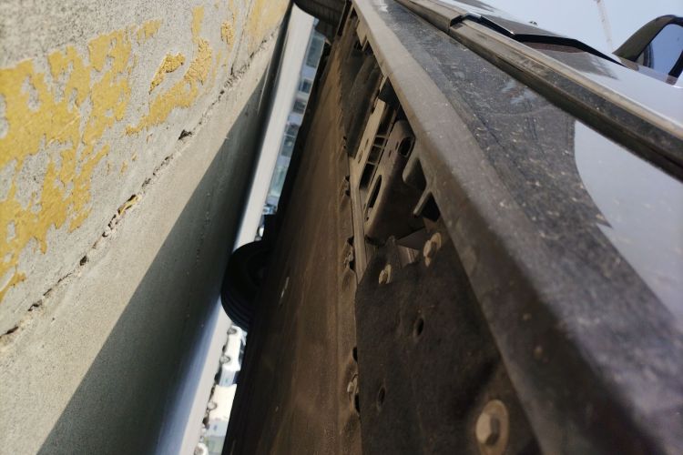 昊铂HT 2023款 670 后驱特高压NDA版局部细节9002