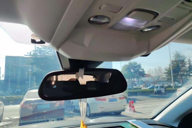 标致4008 2017款 380THP 豪华版局部细节22