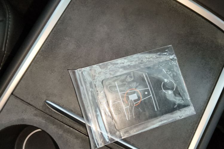 特斯拉 Model 3 2022款 Performance高性能全轮驱动版中控内饰11