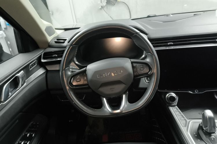 领克01 2021款 2.0TD 两驱型Pro局部细节13