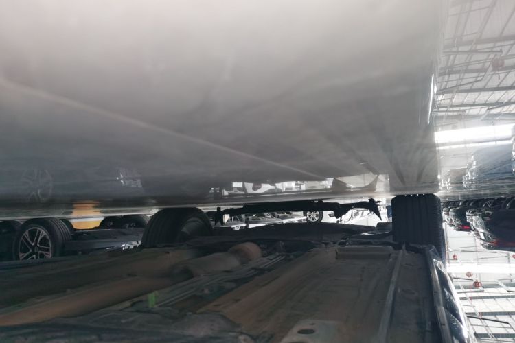 吉利汽车 星越L 2021款 2.0TD DCT EVO两驱尊贵型机舱底盘30